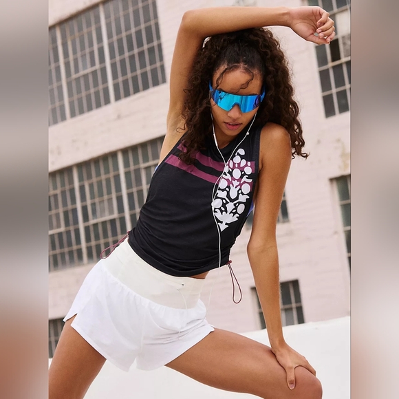 FP Movement Tempo Sport Mode M Black Tank Top Buti Logo Clove Stripe Free People - Picture 2 of 14